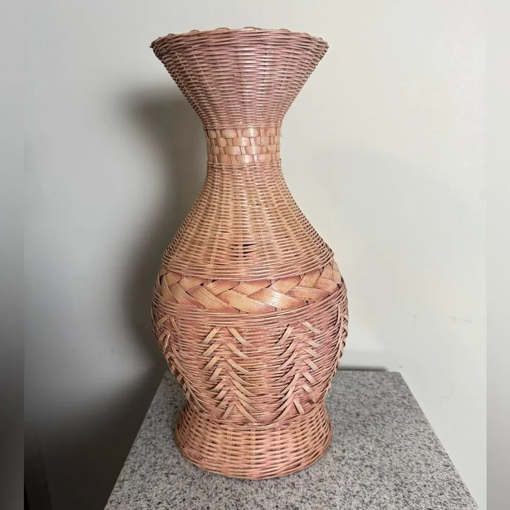Vintage Wicker Woven Basket Vase Vessel Large - Picture 1 of 4